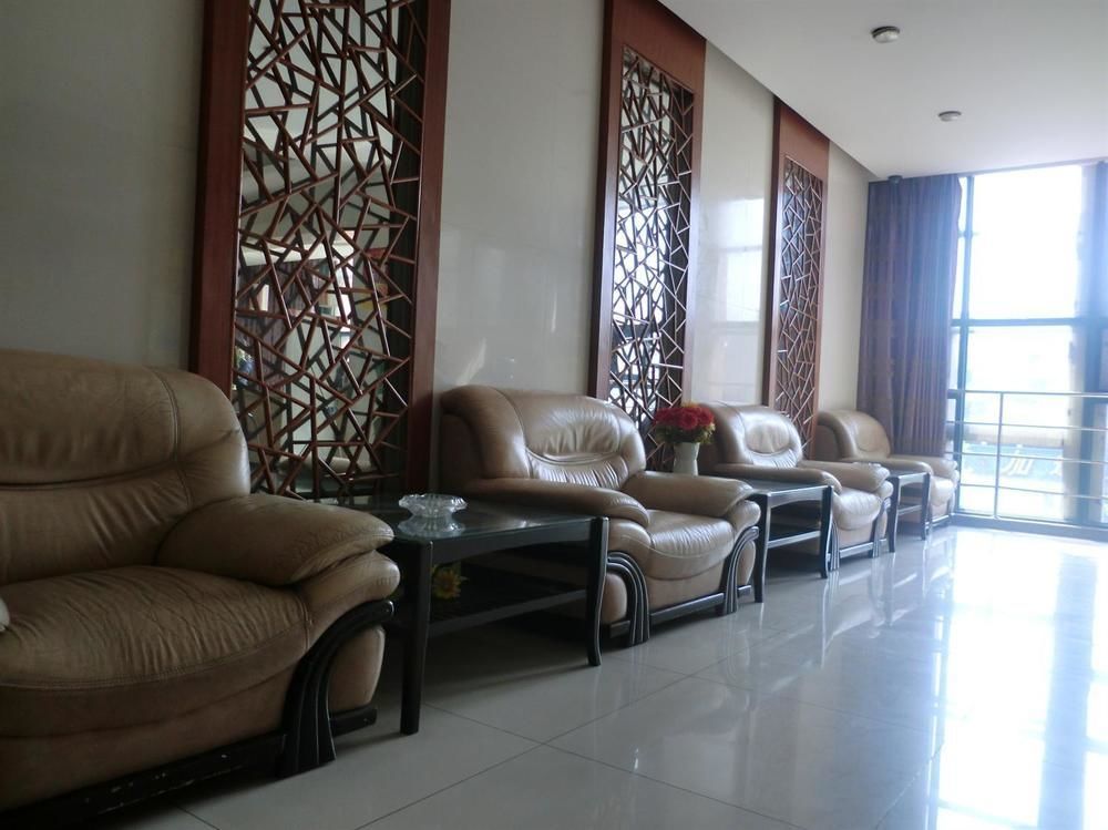 Huayu South City Hotel Wenjiang Esterno foto