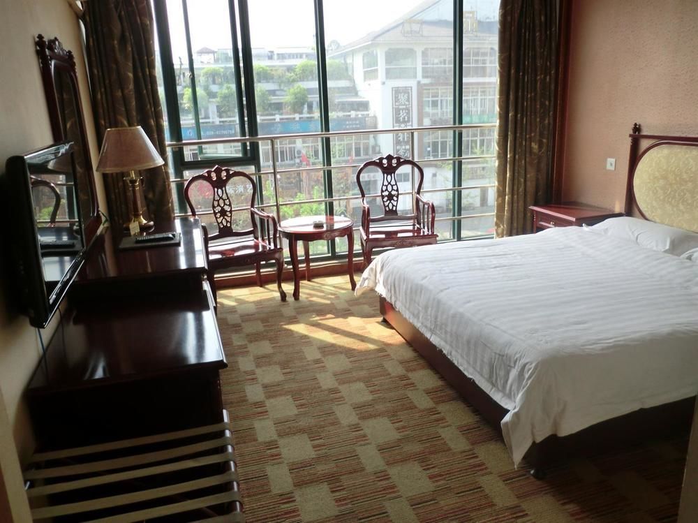 Huayu South City Hotel Wenjiang Esterno foto